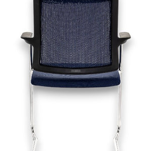Interstuhl Joyce JC502 – Bezoekersstoel met Swingframe, Era Stoffering en Netbespannen Rug