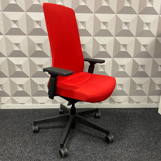 Interstuhl PURE  – Bureaustoel met Era Stoffering en Smart Spring Technologie