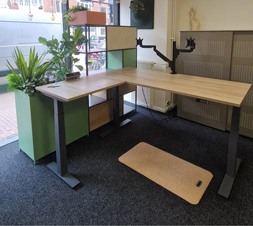 Tica Premium Zit/Sta Hoekbureautafel – 180×80 + 60×80 cm | Elektrisch Verstelbaar 65–130 cm